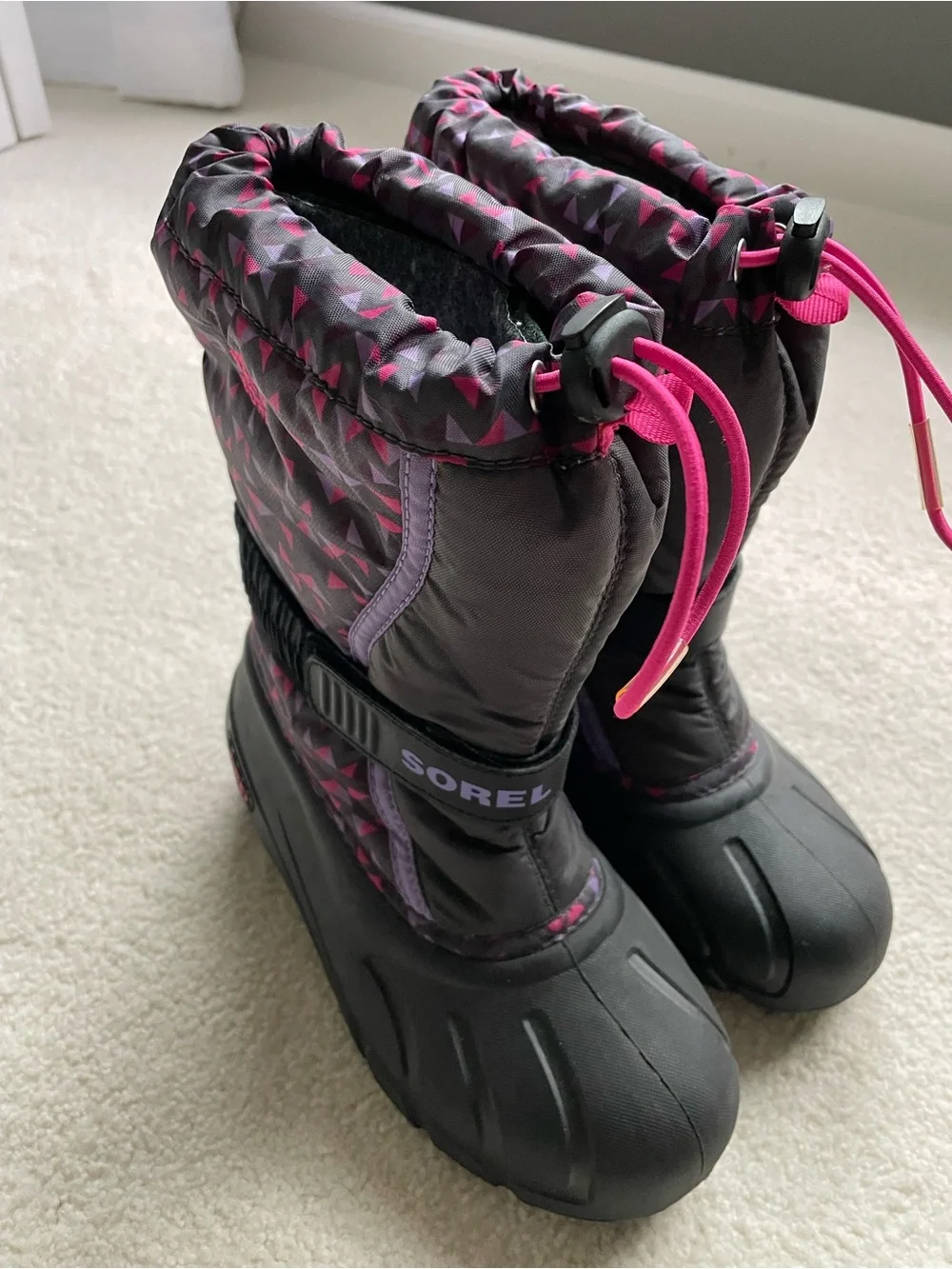 Sorel excellent barely